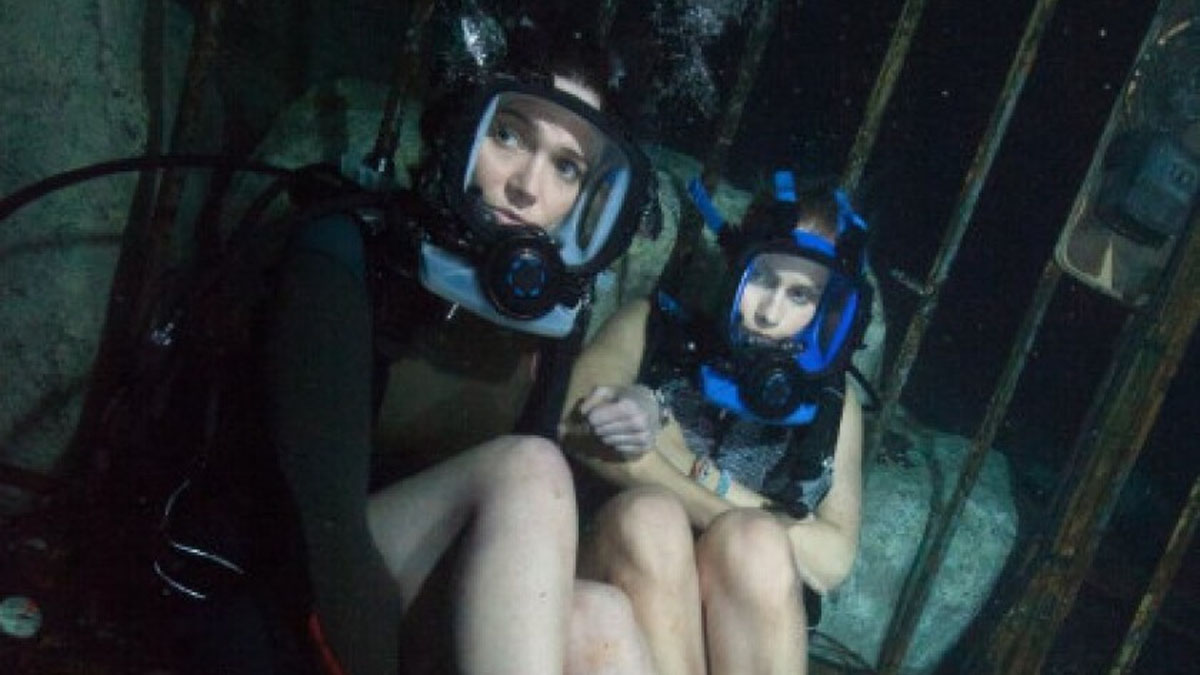 Claire Holt and Mandy Moore in 47 Meters Down.