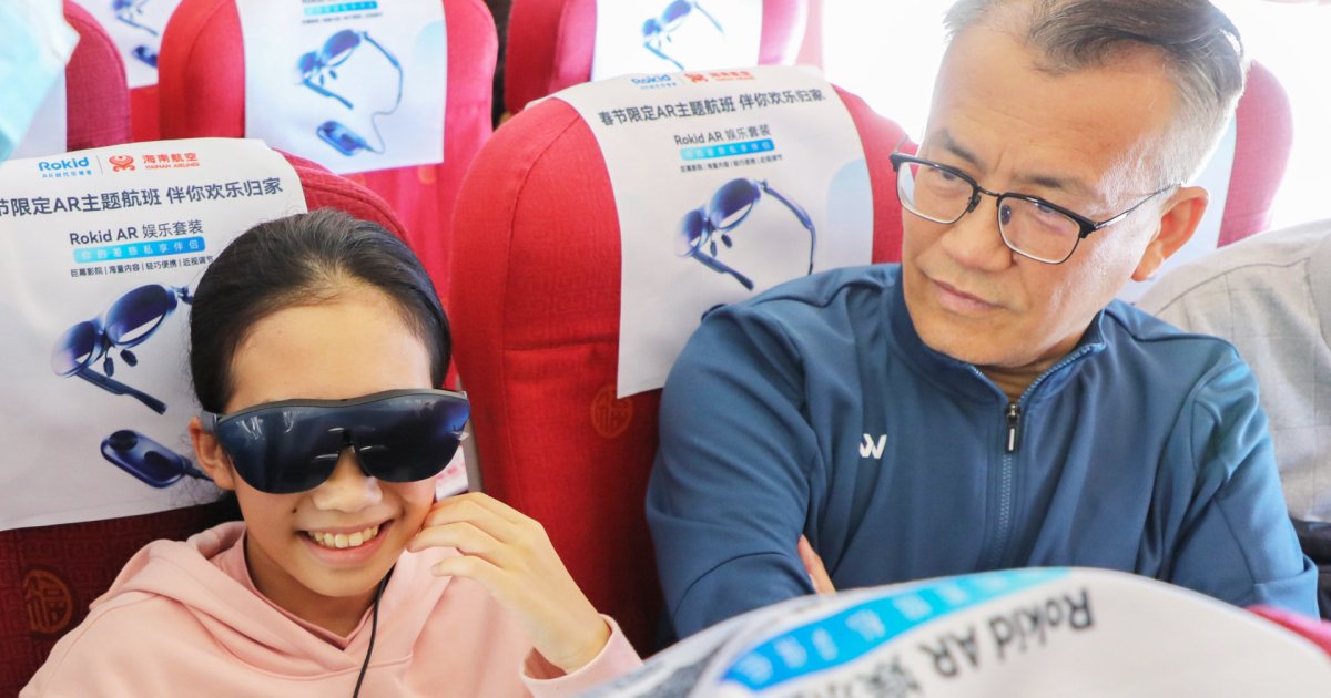 This airline is first to offer in-flight AR glasses