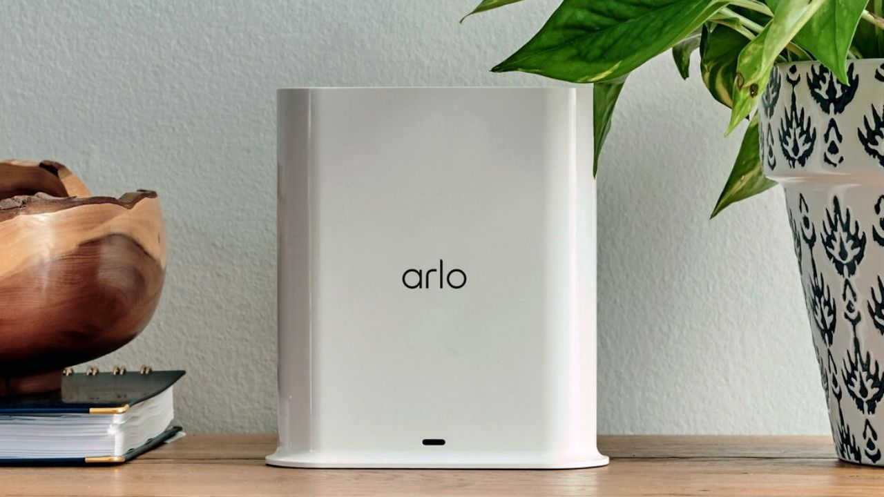 Do Arlo Essential cameras require the Arlo Smart Hub? - Vimarsana News