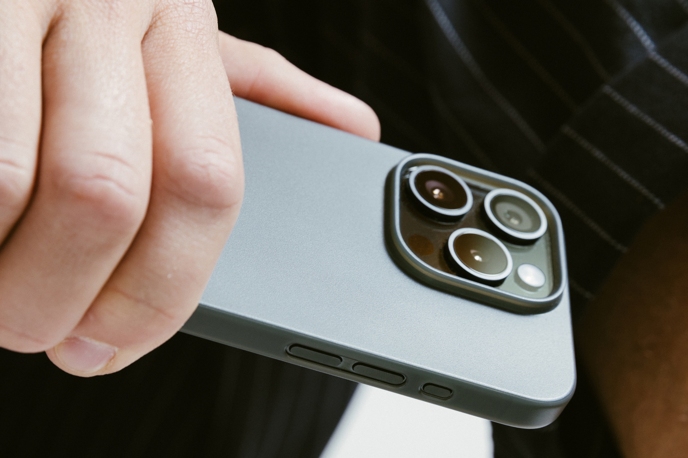 Новый аксессуар Nomad для iPhone не похож ни на что, что вы видели раньше