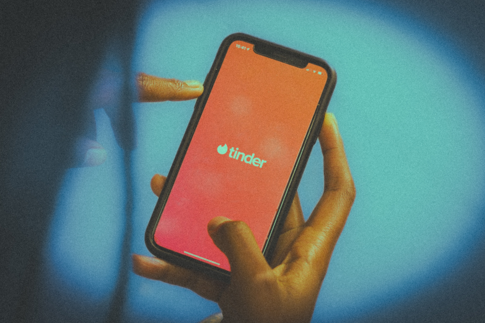Experts told us their best tips for online dating apps in 2024 - Vimarsana News