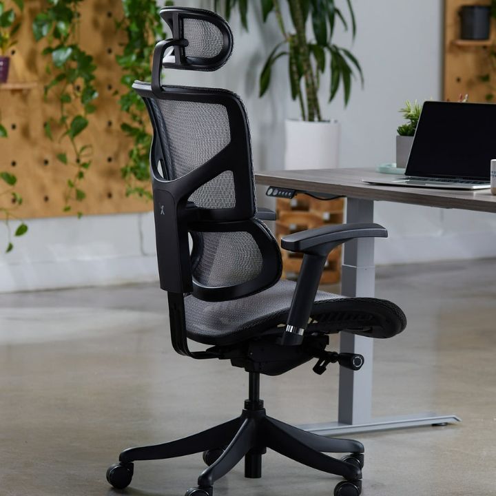 The X1 chair in an office.