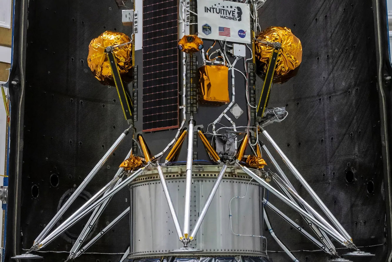 How to watch NASA and SpaceX launch a private lunar lander mission this week