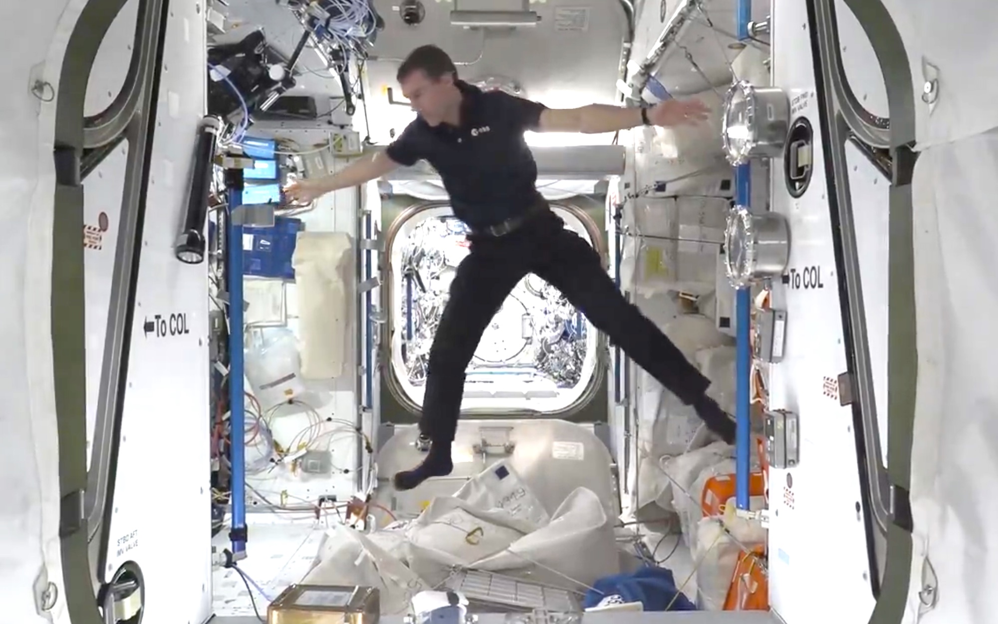 Watch this astronaut’s ‘space waltz’ on the ISS