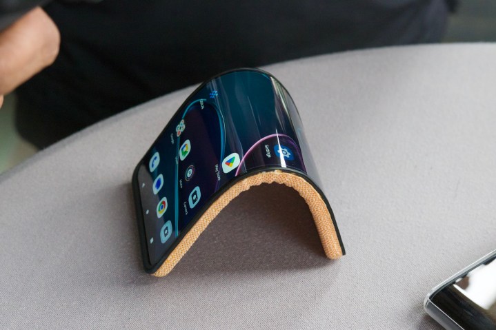 El concepto de teléfono plegable de Motorola.