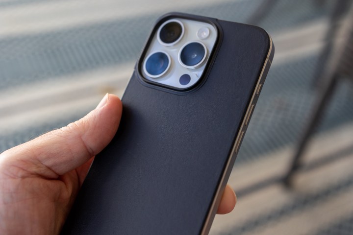 The Nomad Magnetic Leather Back Case on an iPhone 15 Pro.