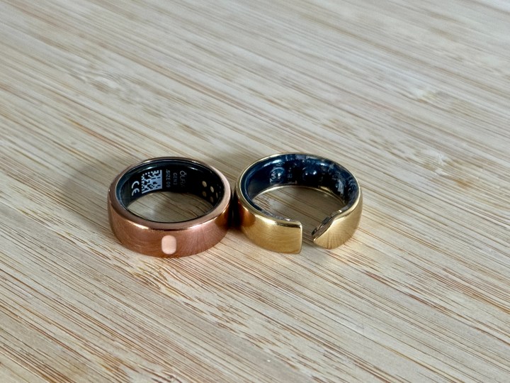 Oura Ring (left) and Movano Evie Ring.
