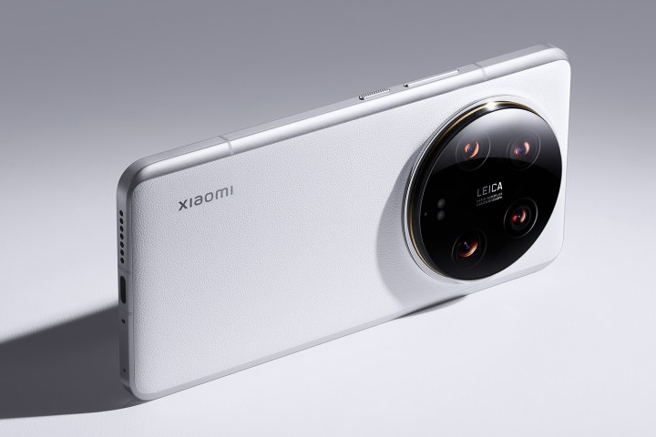 Una representación oficial del producto del Xiaomi 14 Ultra.