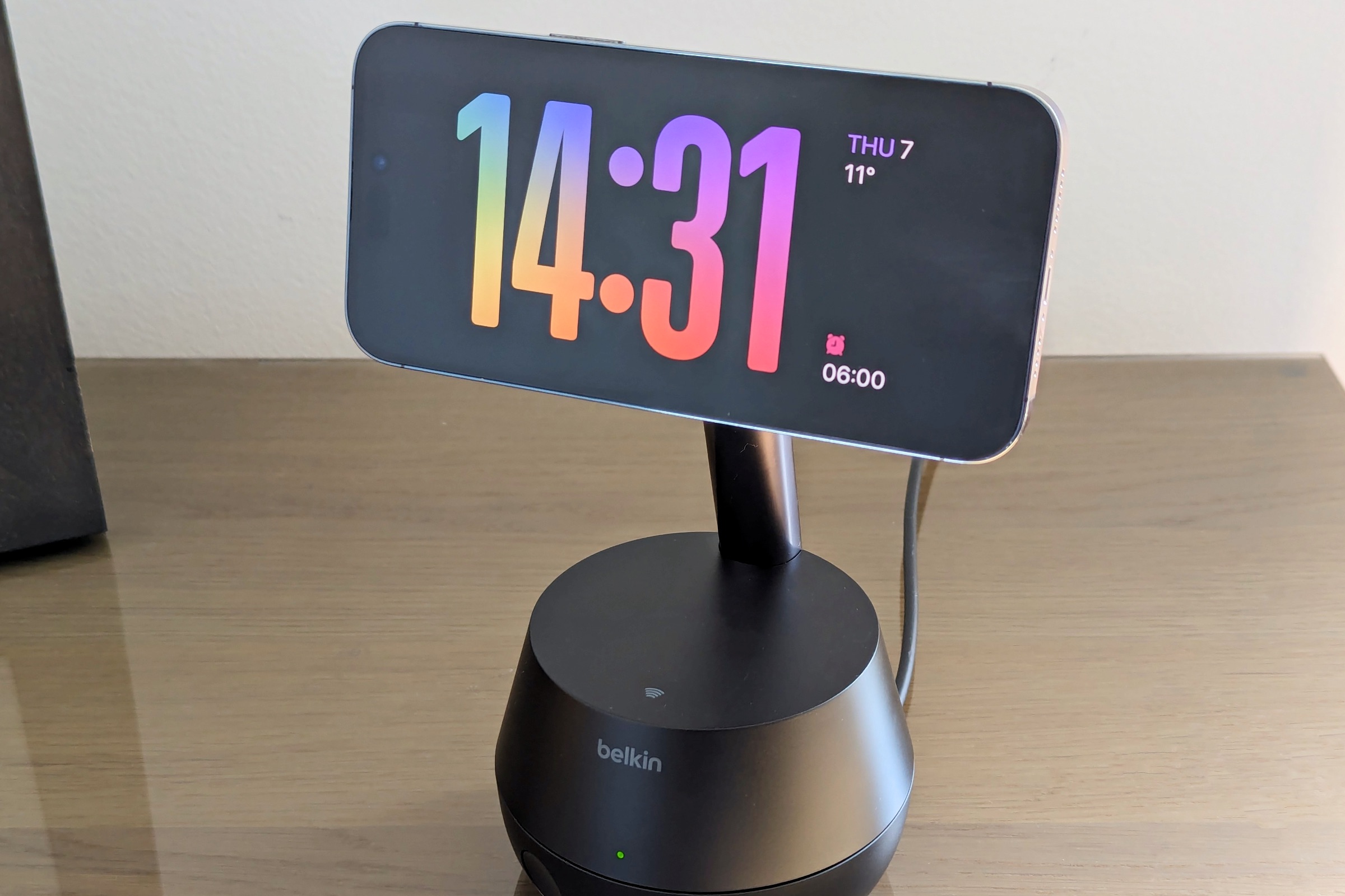 I tried Belkin's ridiculous new iPhone accessory — and I love it - Vimarsana News