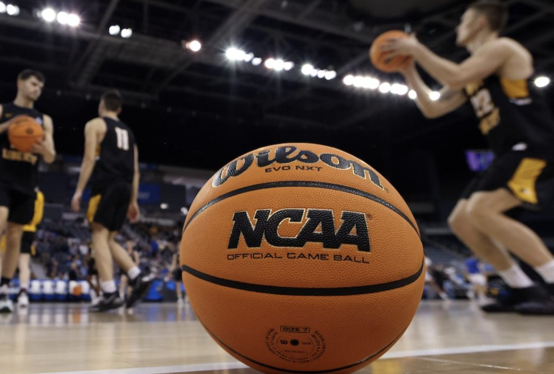 UConn vs San Diego State live stream: Can you watch for free? - Vimarsana News