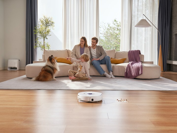 Narwal Freo X Ultra smart robotic vacuum with family