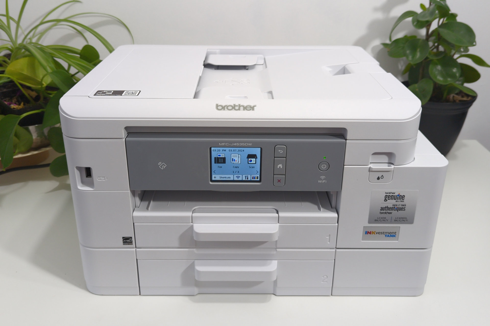 Brother MFC-J4535DW یک چاپگر فشرده چند منظوره INKvestment است.