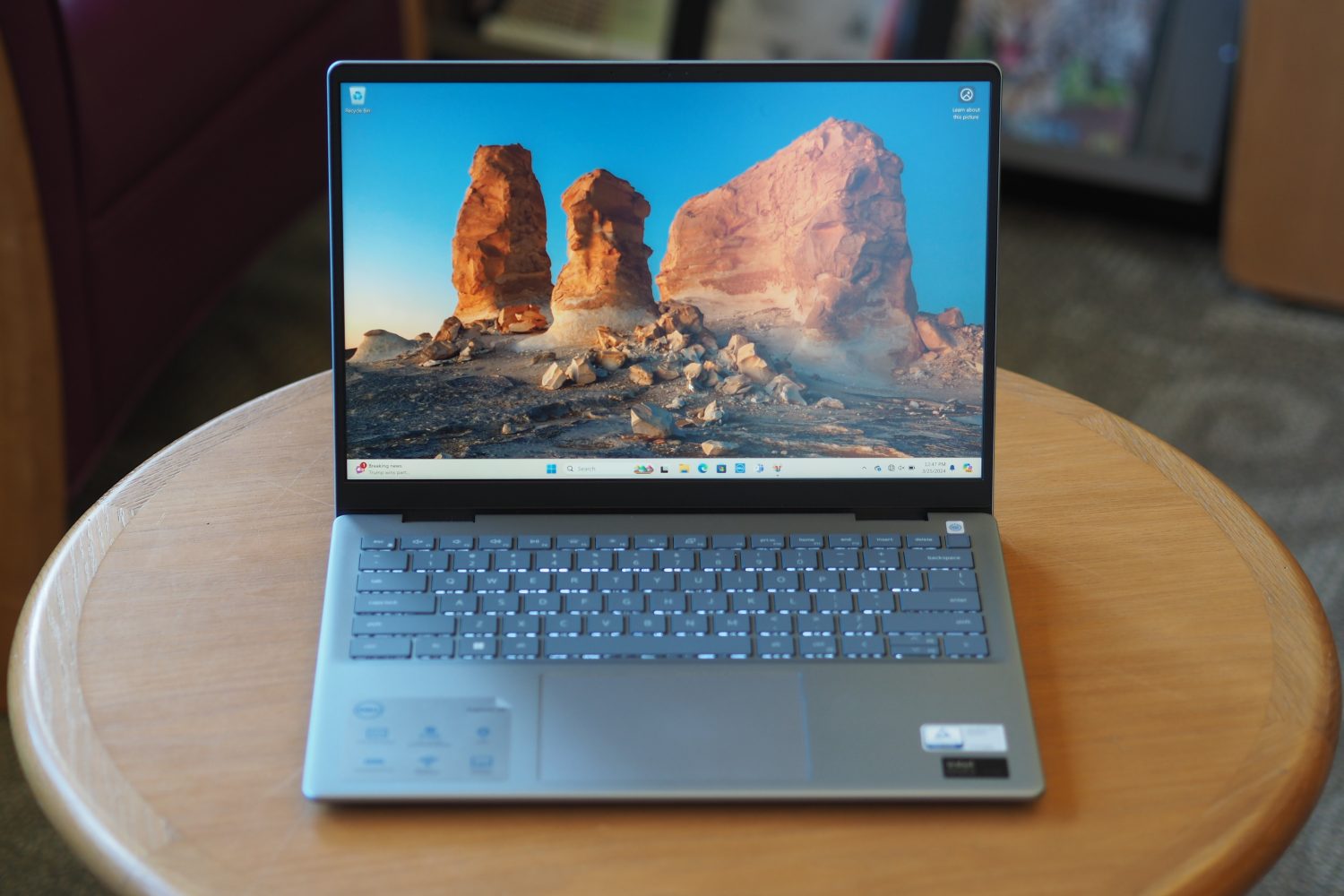 Dell Inspiron 14 Plus (2024) review: one hand behind its back - Vimarsana News