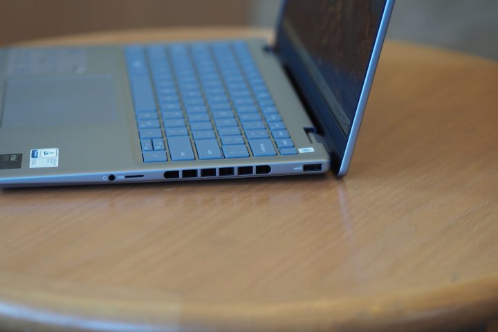 Dell Inspiron 14 Plus 2024 side view showing vent.