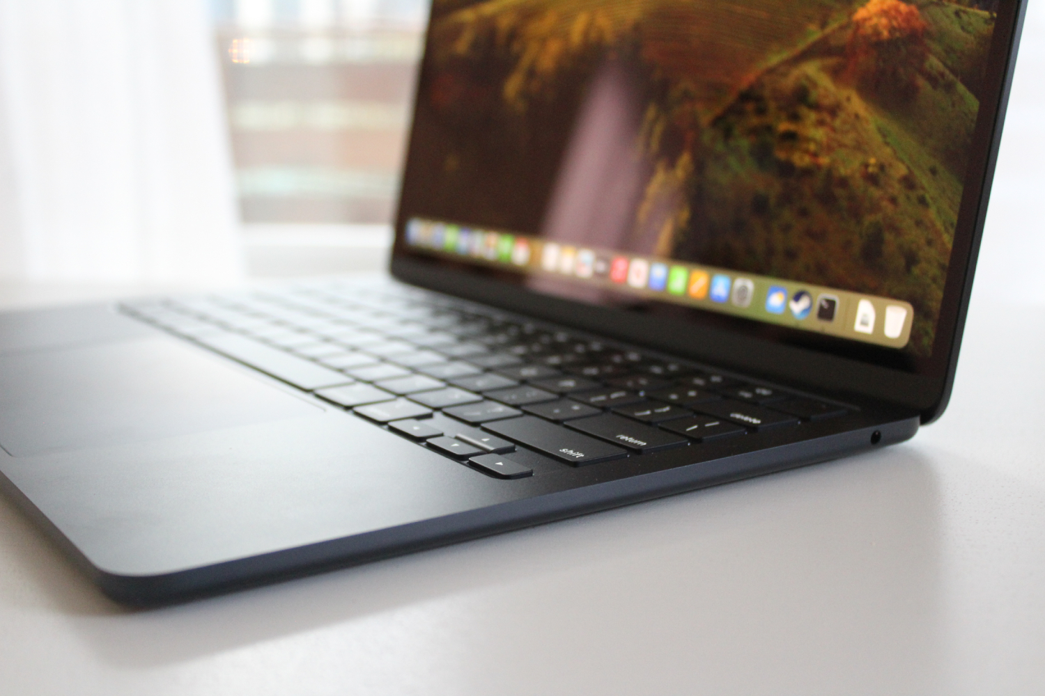 The biggest threat to the MacBook this year? Apple itself - Vimarsana News
