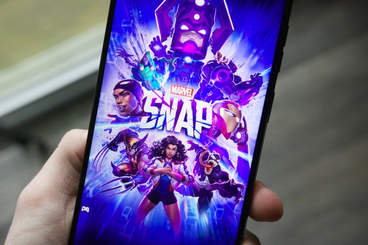 Marvel Snap corriendo en el Moto G Power 5G (2024).