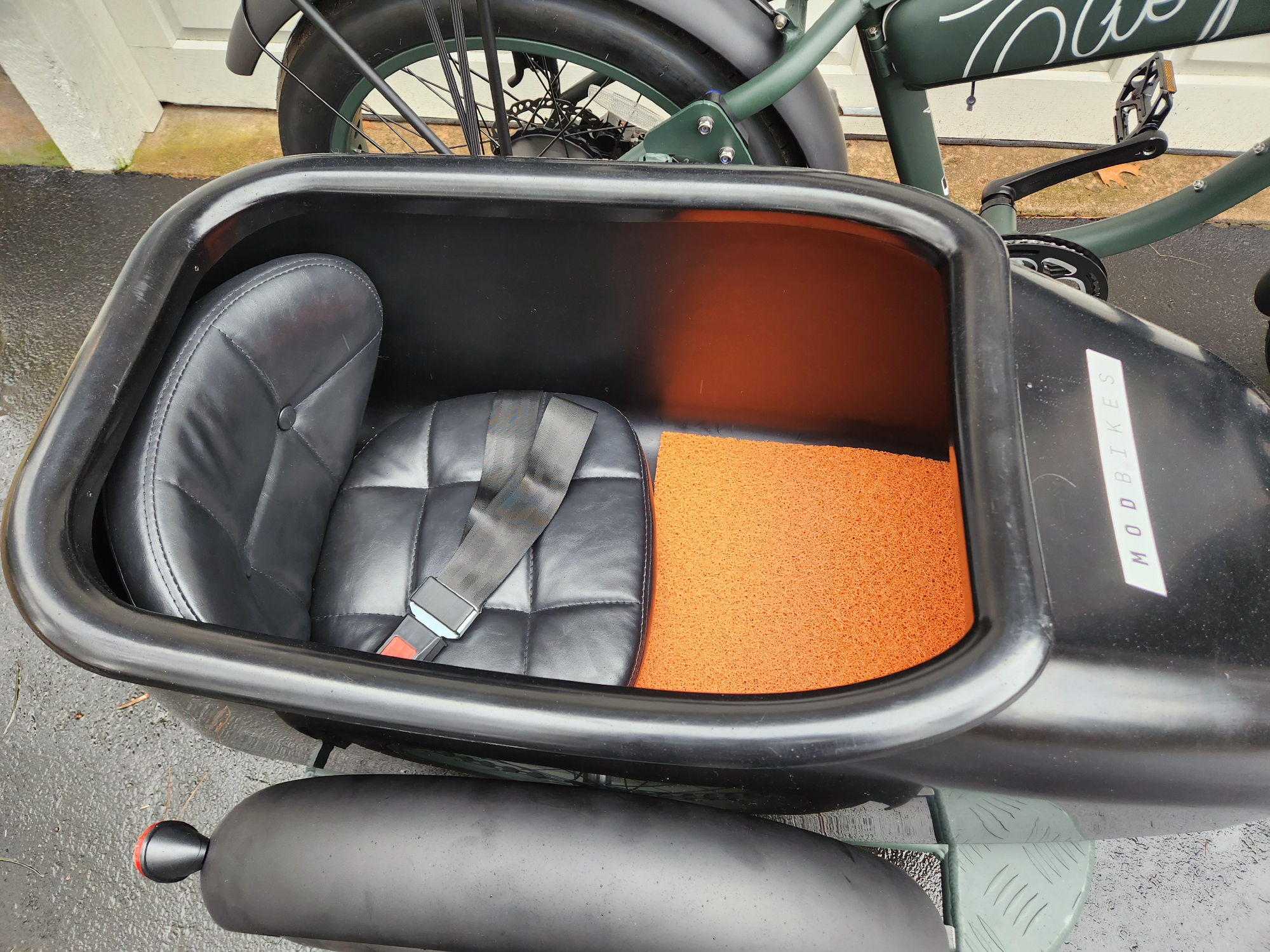 Interior sidecar view of a MOD Easy Sidecar.