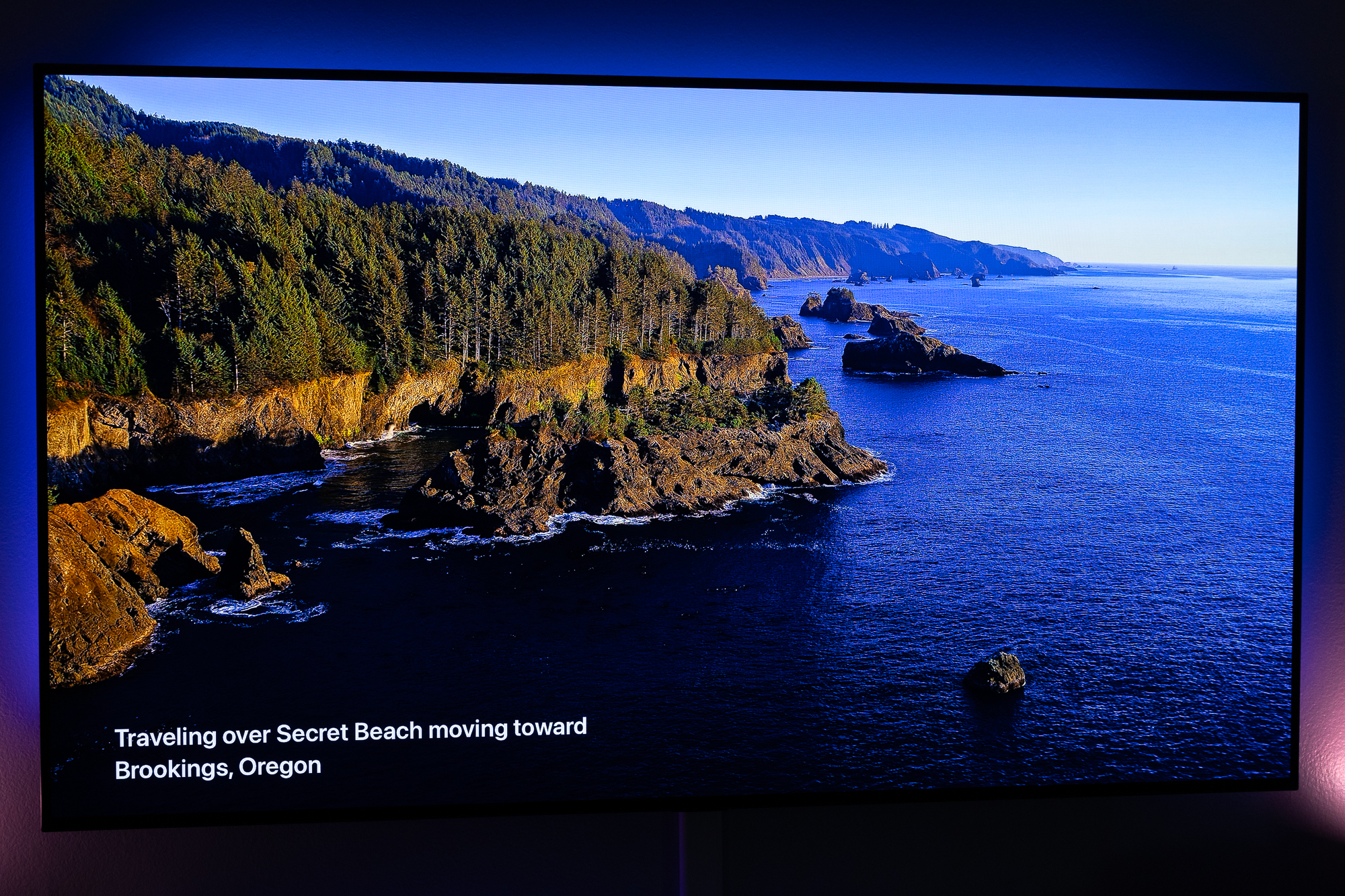 显示俄勒冈州布鲁金斯的 Apple TV 4K 屏幕保护程序。
