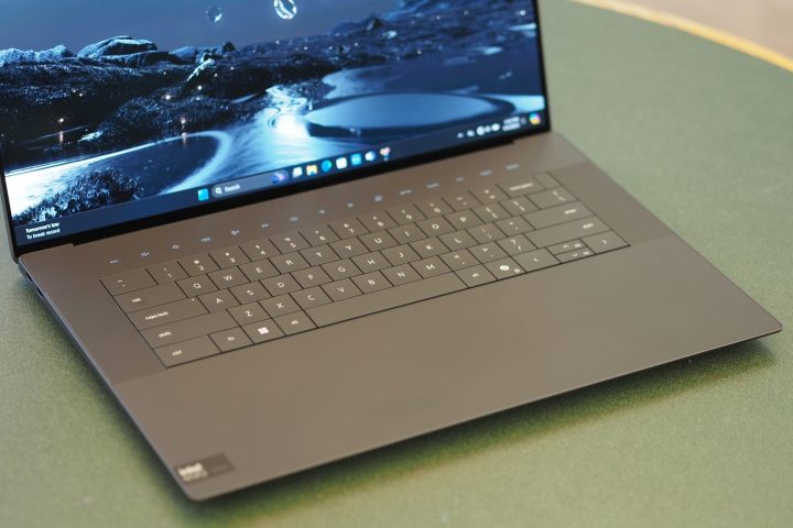 Dell XPS 16 top down view showing palmrest.