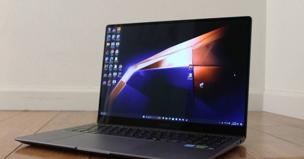 Samsung Galaxy Book4 Extremely vs. MacBook Professional 16: which wins?