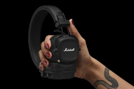 Marshall’s latest headphones get 100 hours of battery life and wireless charging