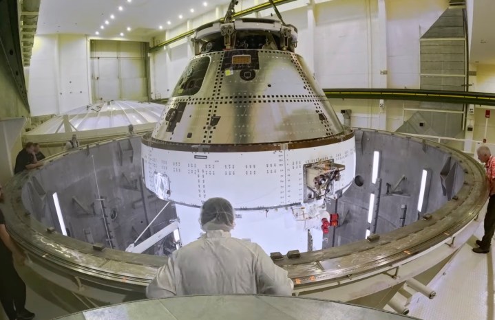 La NASA comienza a probar la cápsula Orion para la misión Artemis II.