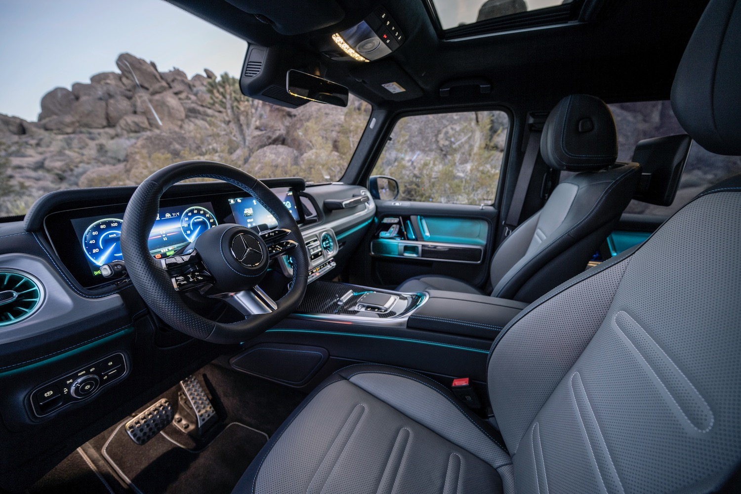 Mercedes-Benz G580 with EQ Technology interior.