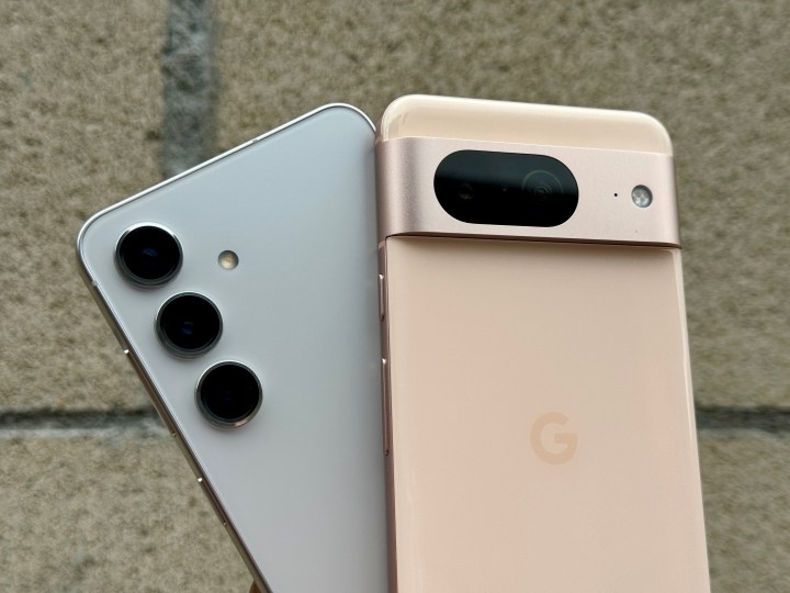 Samsung Galaxy S24 (left) and Google Pixel 8 camera modules.