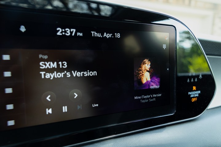 Taylor Swift on SiriusXM in a Hyundai Palisade.