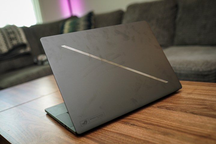 The lid on the Asus ROG Zephyrus G16.