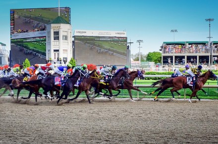 Where to watch the 2024 Kentucky Derby live stream