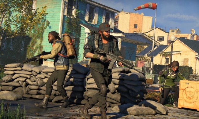 Characters holding guns in a messed up city in The Division Heartland