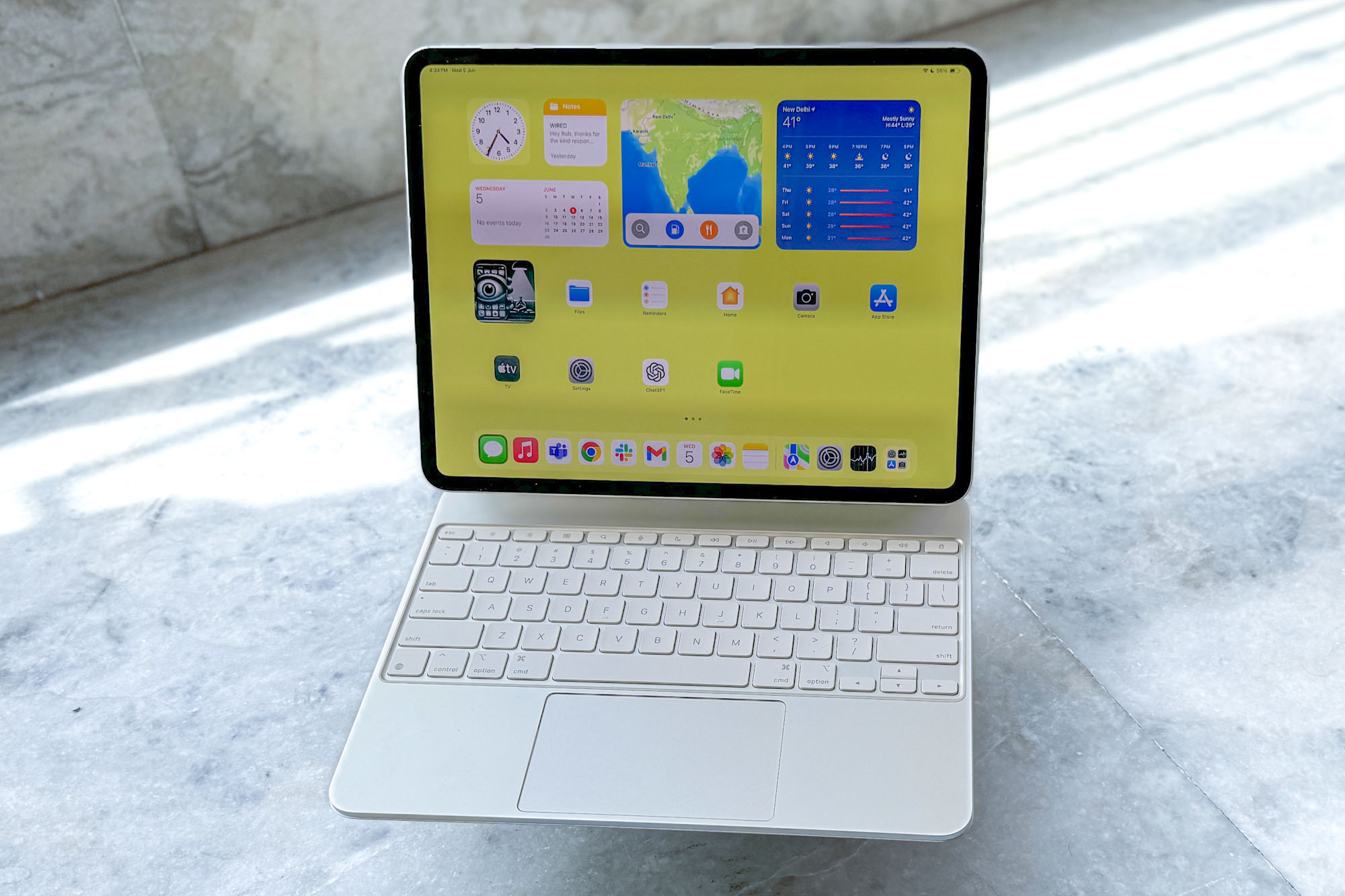 Magic Keyboard for iPad Pro (2024) review: Yes, it's worth Magic Keyboard for iPad Pro (2024) review: Yes, it's worth
