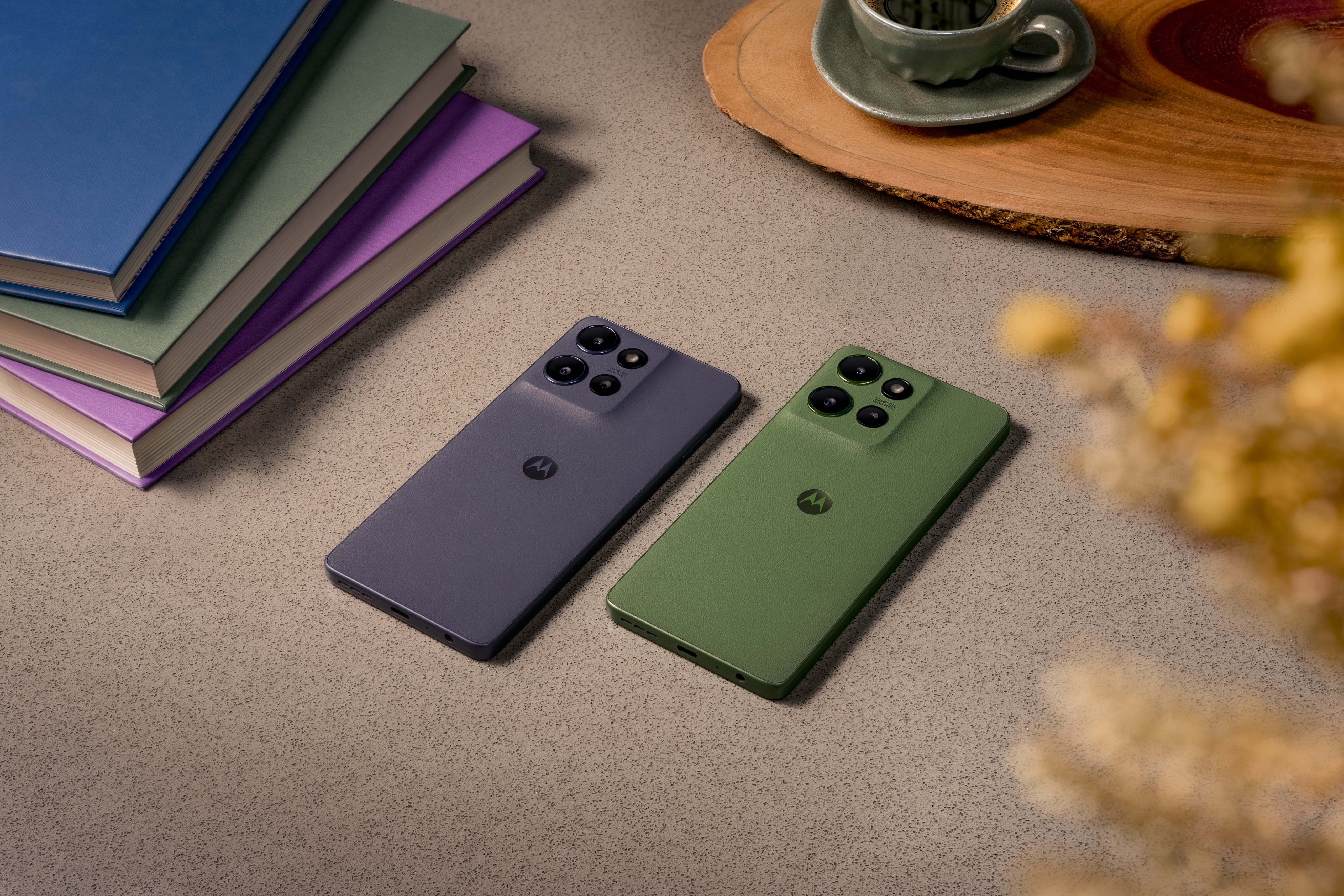 Motorola's new Moto G Power 2025 in Slate and Leaf Green.